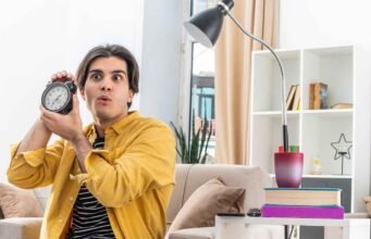 The Silent Habits That Make People Take You Seriously Within Minutes (2026 Guide) The Silent Habits That Make People Take You Seriously Within Minutes (2026 Guide)